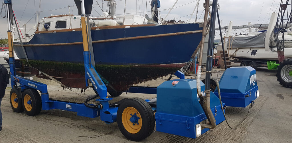 portique élévateur à slipway